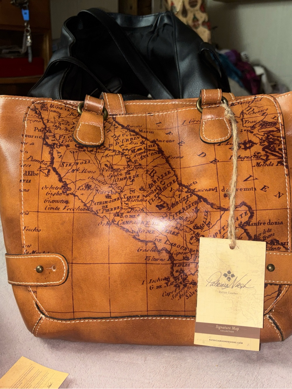 NWT Patricia Nash Cognac Map-Print Italian Leather Shoulder Bag